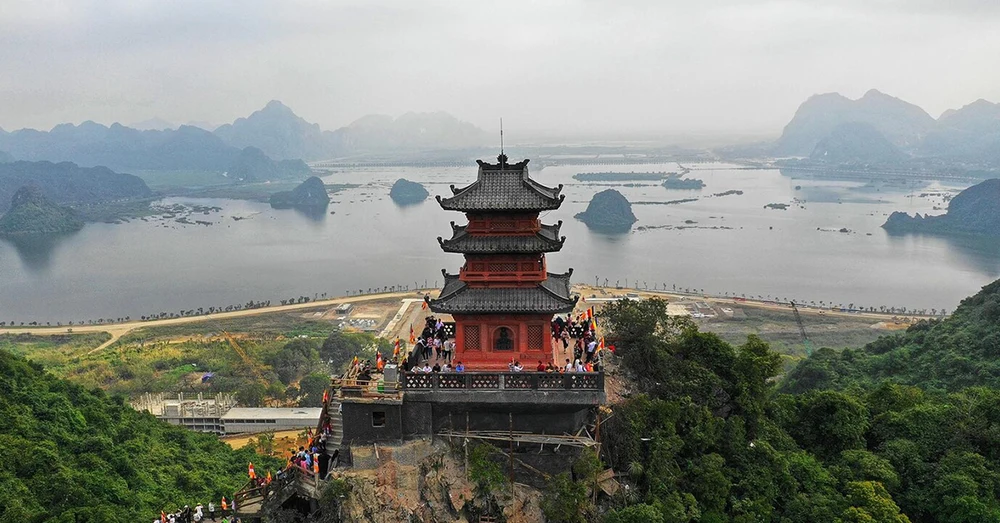 chua-huong-ha-noi