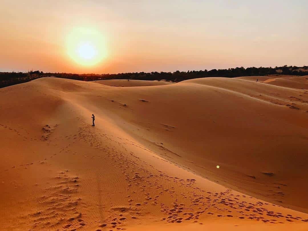 Bình minh lên tại Đồi cát Đỏ