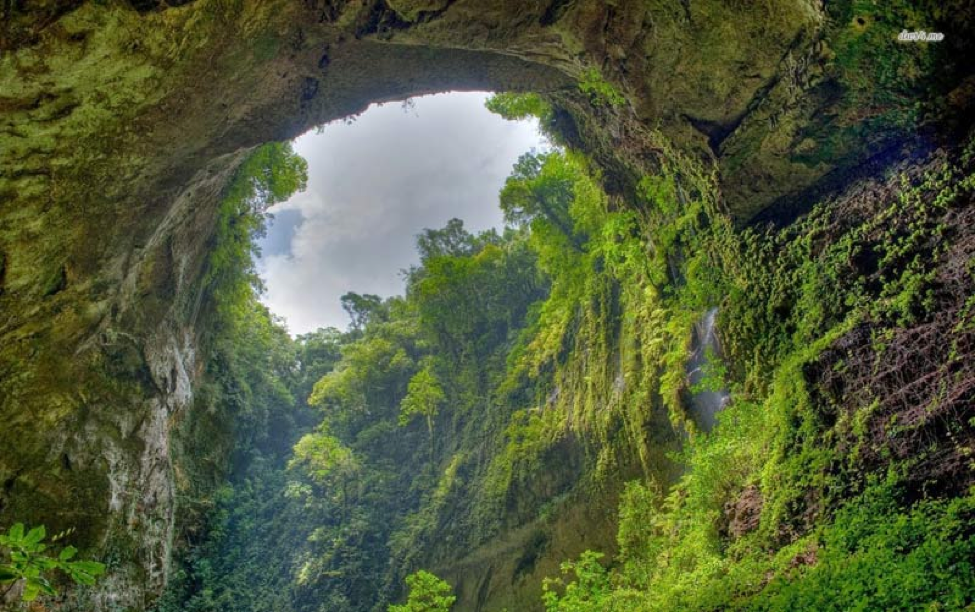 Hang Sơn Đoòng - địa điểm du lịch Đà Nẵng 01